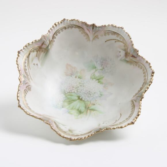 VINTAGE RS PRUSSIA THREE FOOTED BOWL - Picture 2 of 5